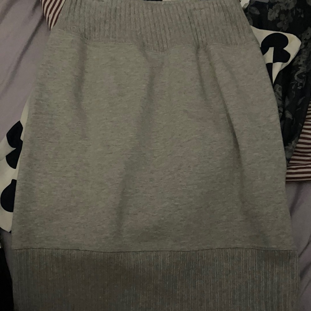 Grey skirt